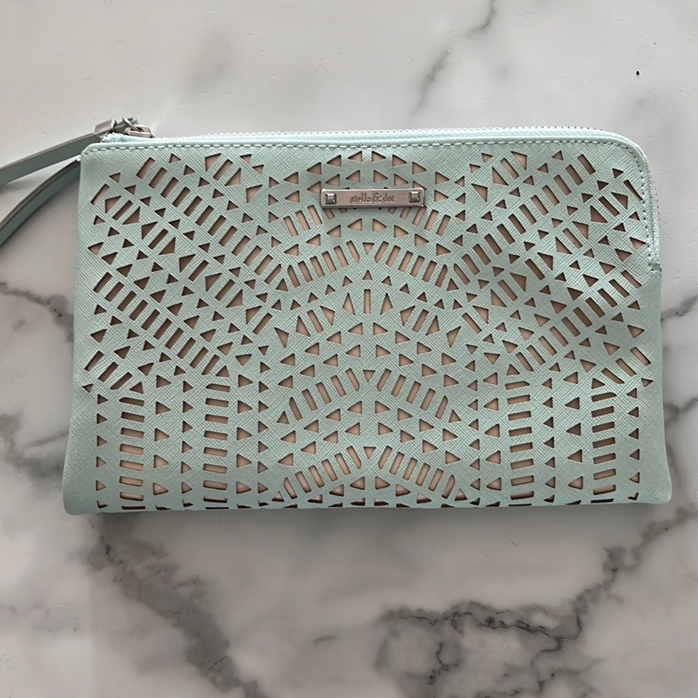 NWOT Stella and Dot Hello Gorgeous wallet/clutch